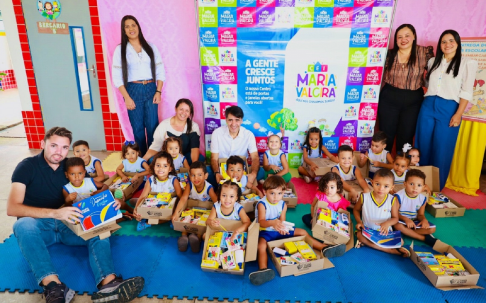 Prefeitura de Campo Alegre realiza a Entrega de óculos e kits escolares para estudantes do Povoado Chã da Imbira