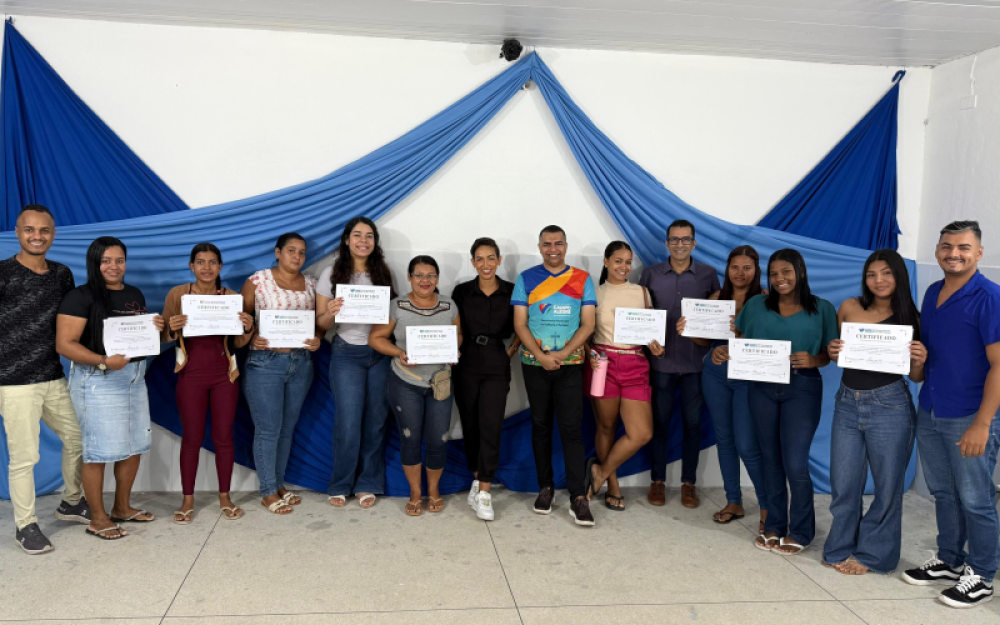 Secretaria Municipal de Cultura e Turismo promove oficina sobre Design de Sobrancelhas 