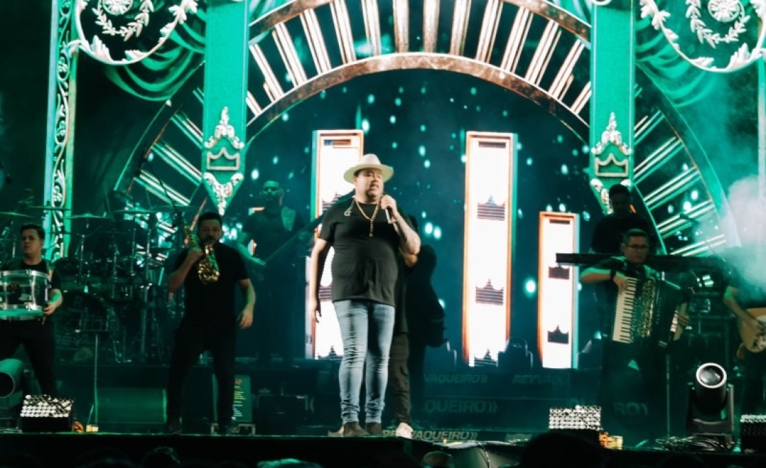 Festa de 66 Anos de Campo Alegre reúne milhares de pessoas para os shows de Pagode do GS, Fern...