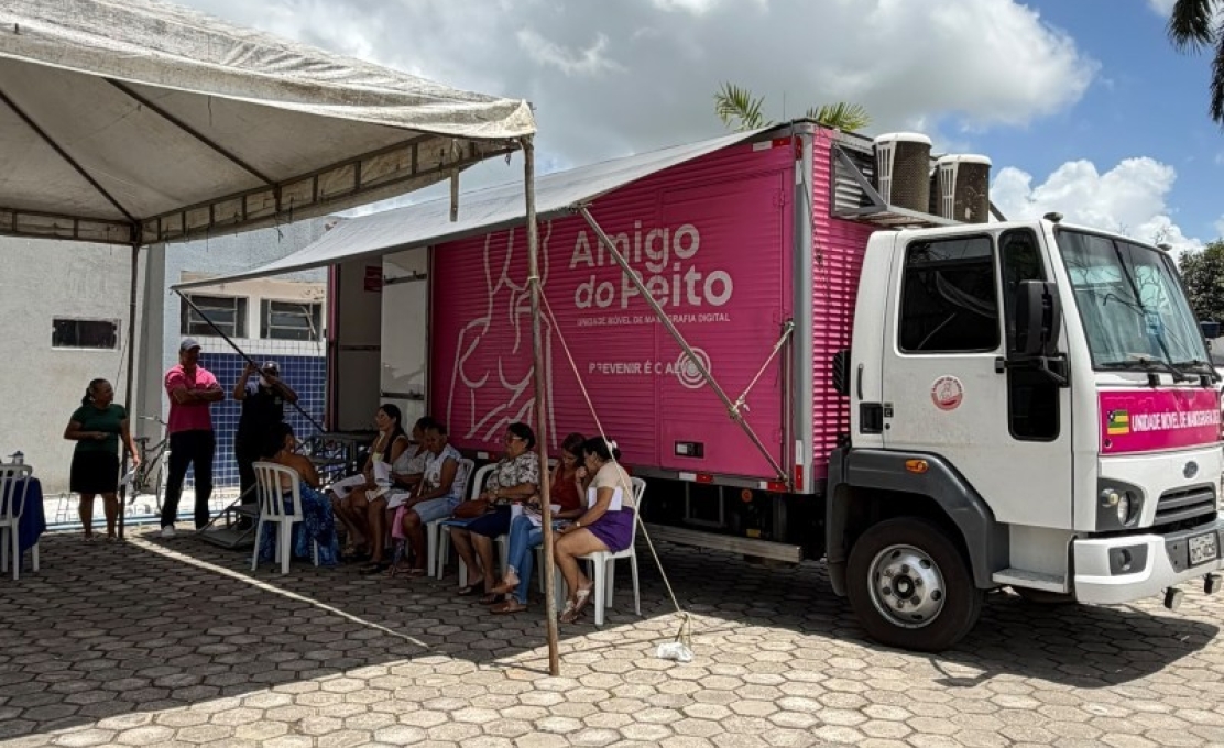 170 mulheres de Campo Alegre foram atendidas com exames de mamografia na Carreta do Projeto Ami...