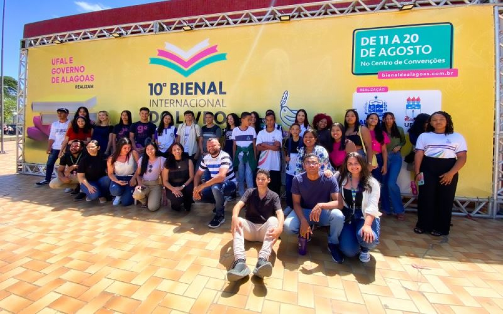 Estudantes de Campo Alegre participaram da 10ª Bienal Internacional do Livro em Maceió