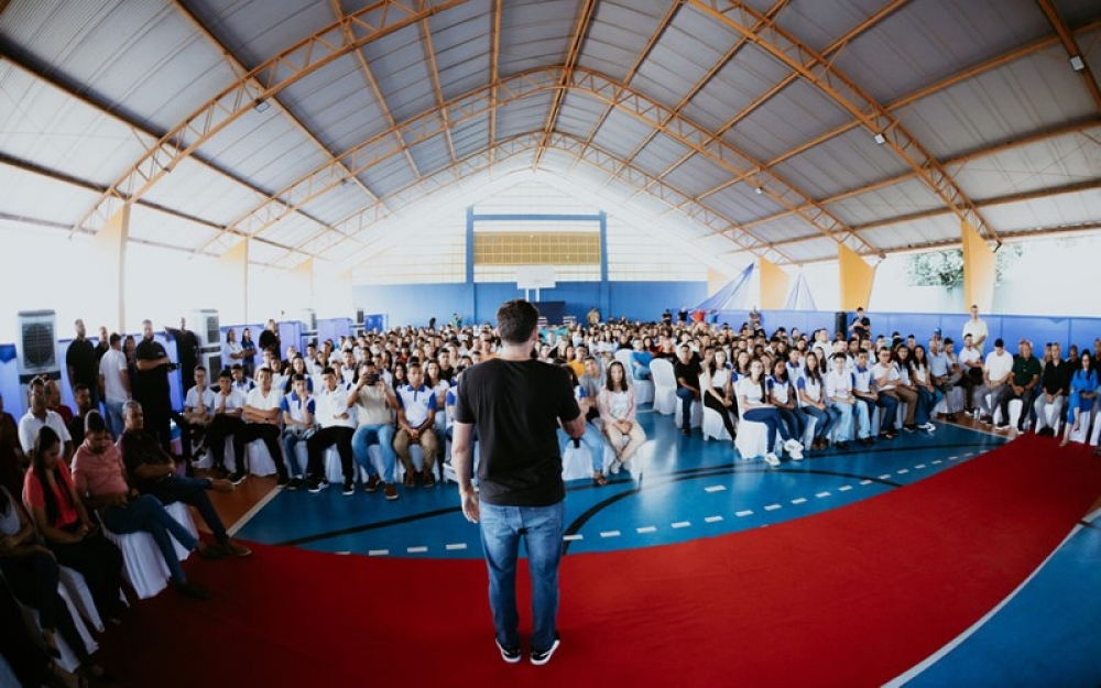 Jovens de Campo Alegre participaram de palestra Momento Jovens de Sucesso 