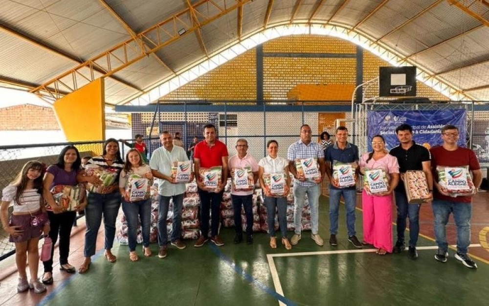 Prefeitura de Campo Alegre realizou a entrega mensal de mais 2.000 Cestas Básicas pelo Programa Bolsa Alegre