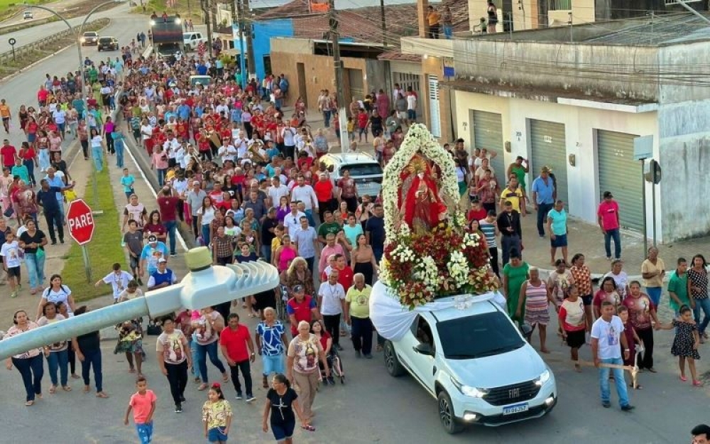 Comunidade Católica de Luziápolis participou do encerramento da edição 2023 da festa de Santa Luzia