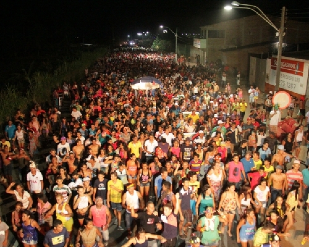 Foliões comemoram carnaval 2015 tranquilo em Campo Alegre