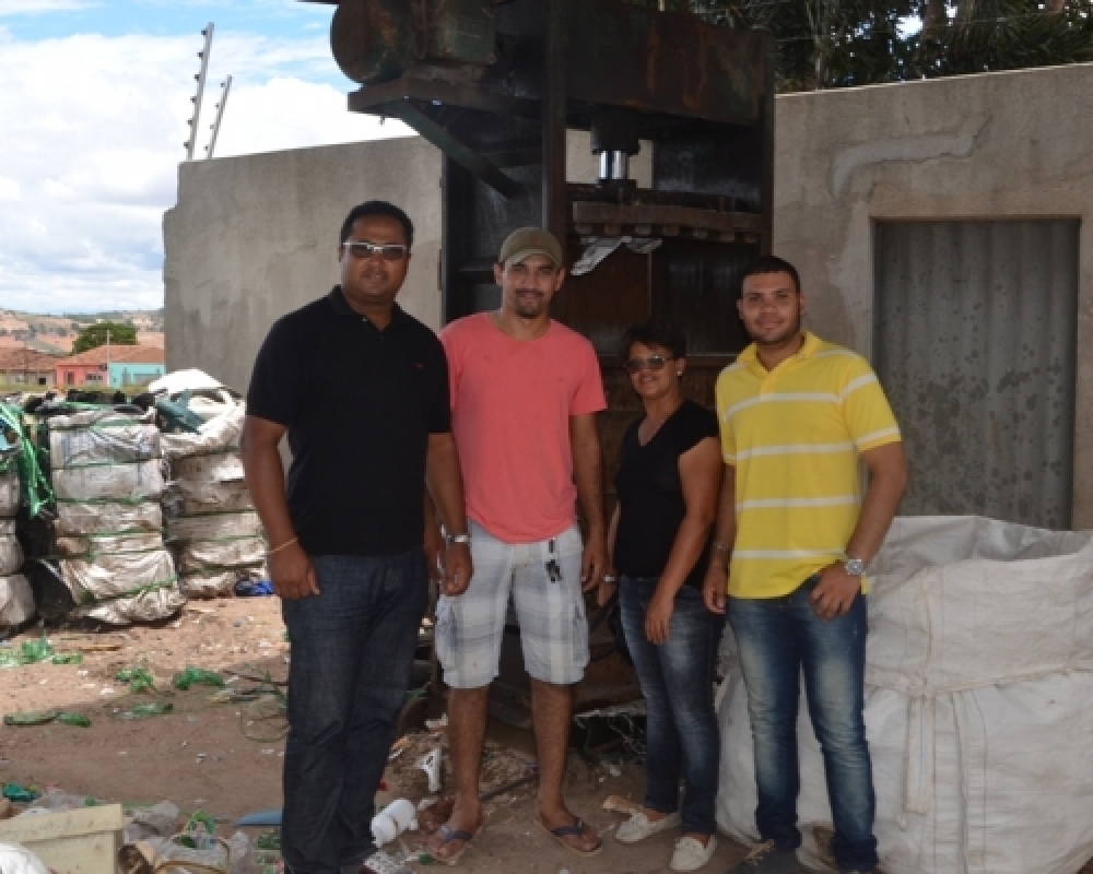 Técnicos de Campo Alegre visitaram fábrica de reciclagem em Lagoa da Canoa – AL