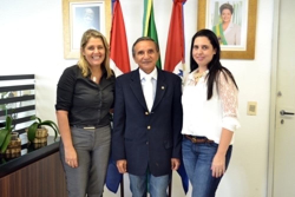 Prefeita de Campo Alegre visita presidente do TRT19