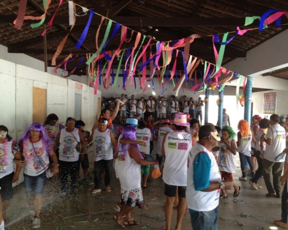 Prefeitura de Campo Alegre realizou o 1° baile carnavalesco dos idosos