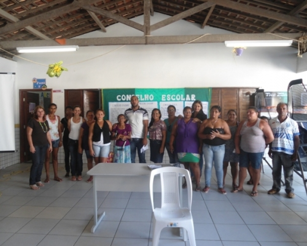 Escola Helenilda Correia realiza reconstituição do Conselho Escolar da unidade