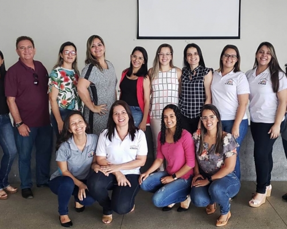 Secretaria de Assistência Social promove capacitação para equipes do CRAS e CREAS