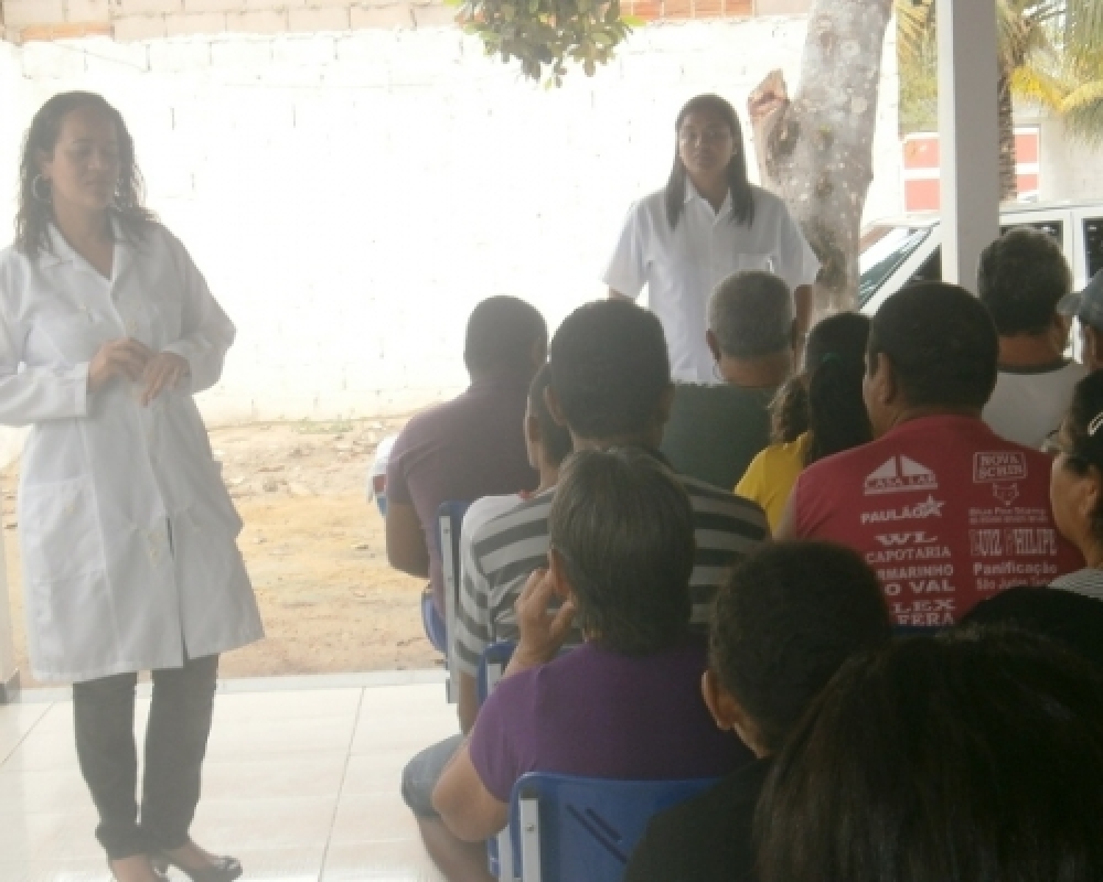 Pacientes atendidos pelo CAPS de Campo Alegre participam de palestra sobre saúde bucal 