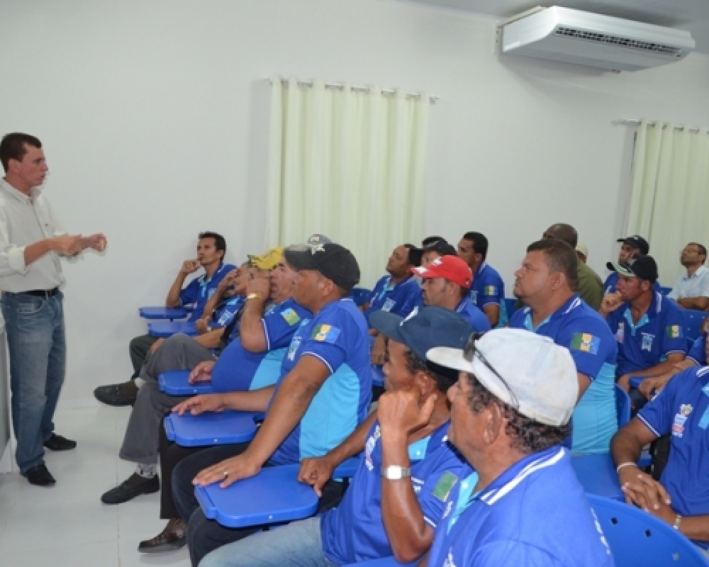 Secretaria de segurança realiza palestra com vigilantes do município sobre Segurança no Trabalho