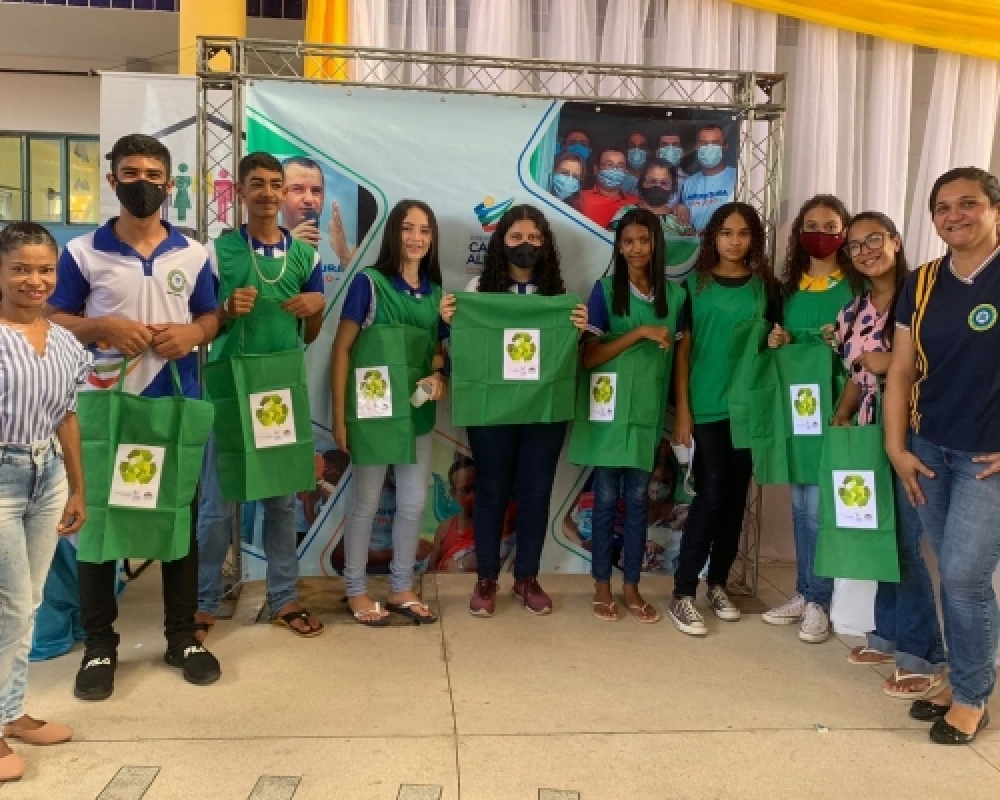 Grupo Com-Vida da Escola Zenóbia Ferreira realiza mais uma Ação de Preservação Socioambiental