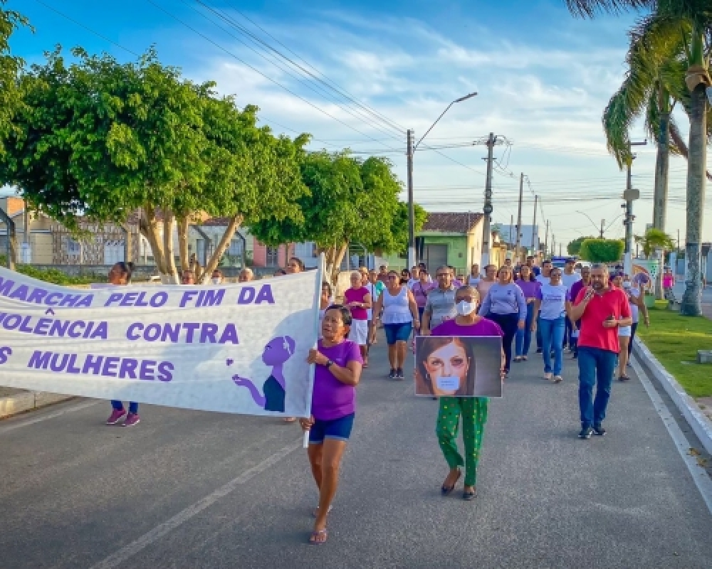 Prefeitura de Campo Alegre realizou Marcha pelo Fim da Violência Contra a Mulher 