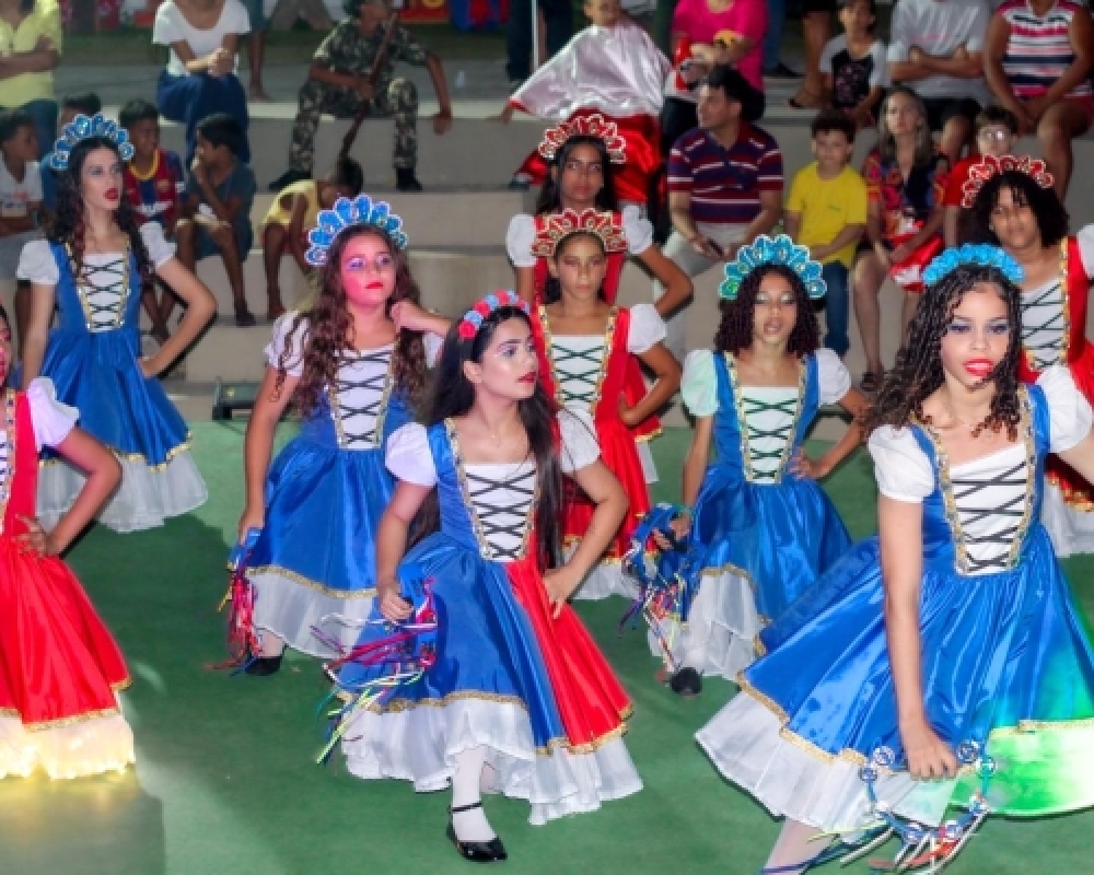 Projeto Natal Iluminado levou belas apresentações culturais no distrito Luziápolis