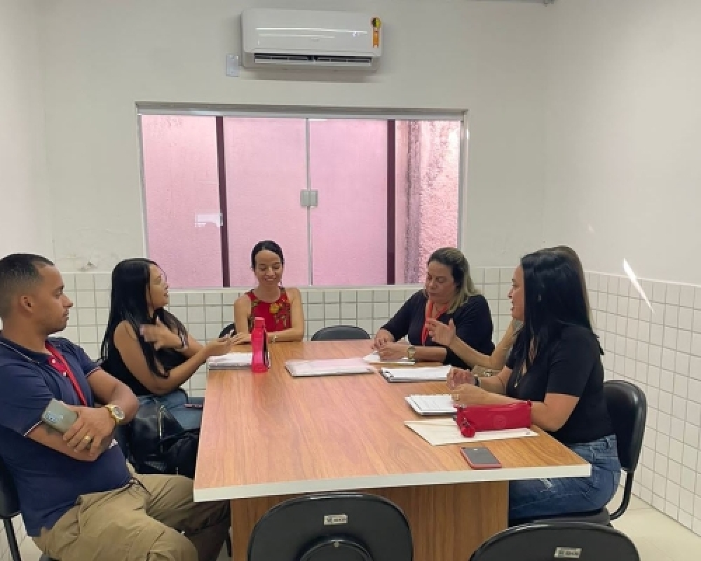 Equipe do CREAS participa de encontro com profissionais de Programa Socioeducativo Estadual