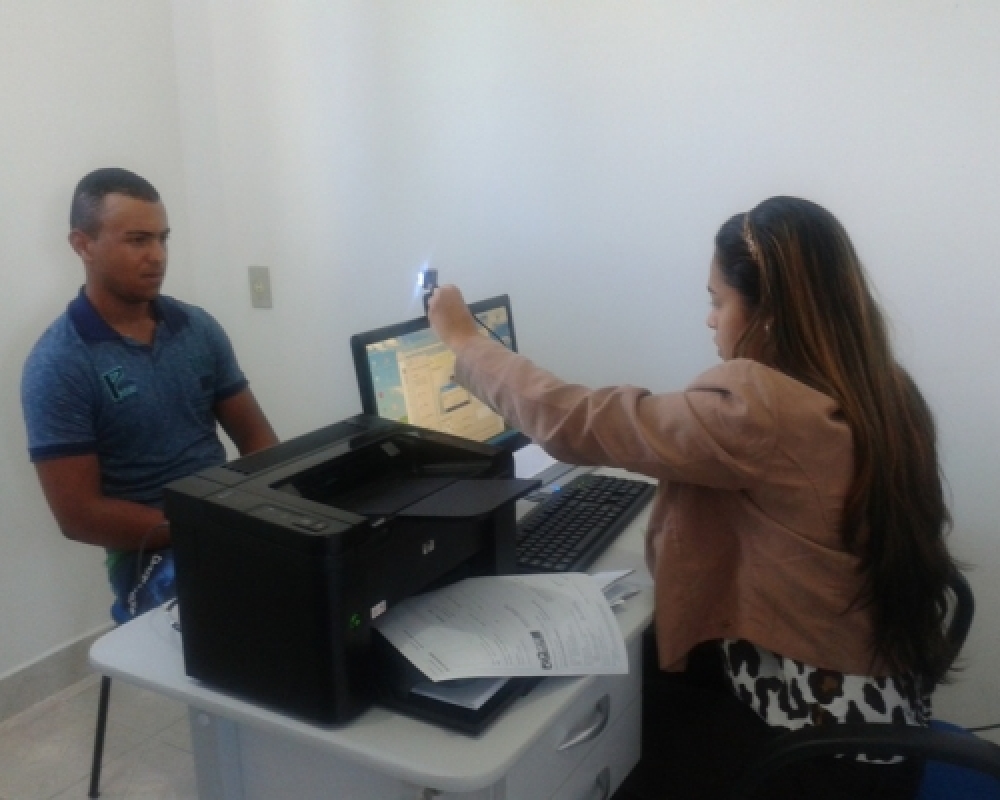 Prefeitura implanta posto de emissão de Carteira de Trabalho em Luziápolis
