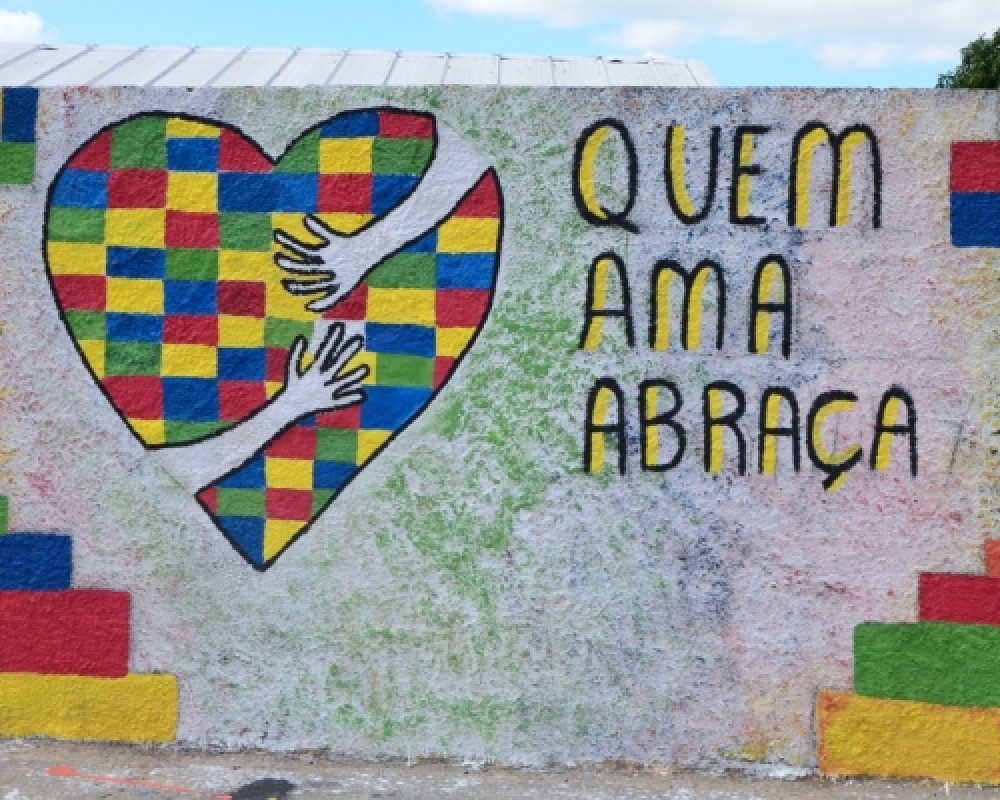 Campo Alegre realiza várias ações em alusão a Campanha “Quem Ama Abraça”