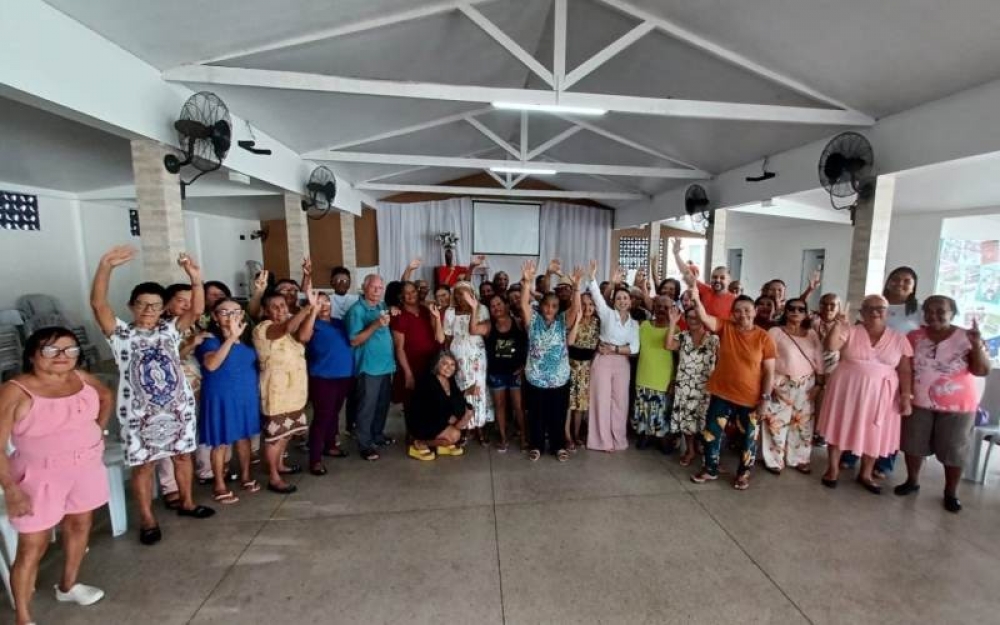 Secretaria da Mulher realizou a festa do Dia das Mães do grupo da Terceira Idade