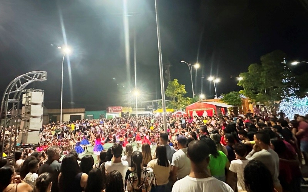 Segunda noite do Projeto Natal Iluminado levou belíssimas apresentações e a magia do Natal em Campo Alegre