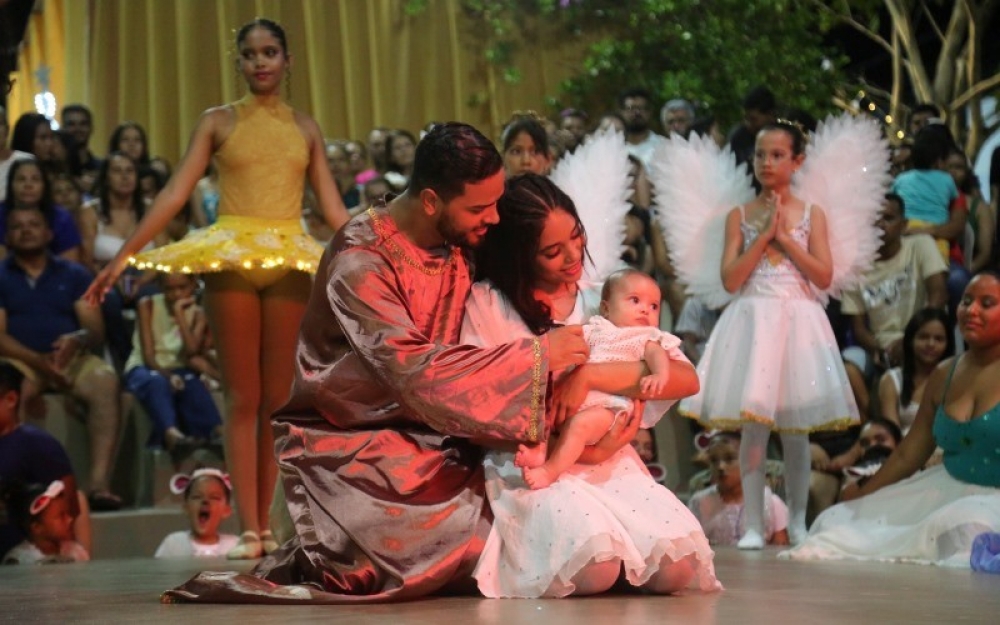 Segunda noite do Projeto Natal Iluminado levou belíssimas apresentações e a magia do Natal em Campo Alegre