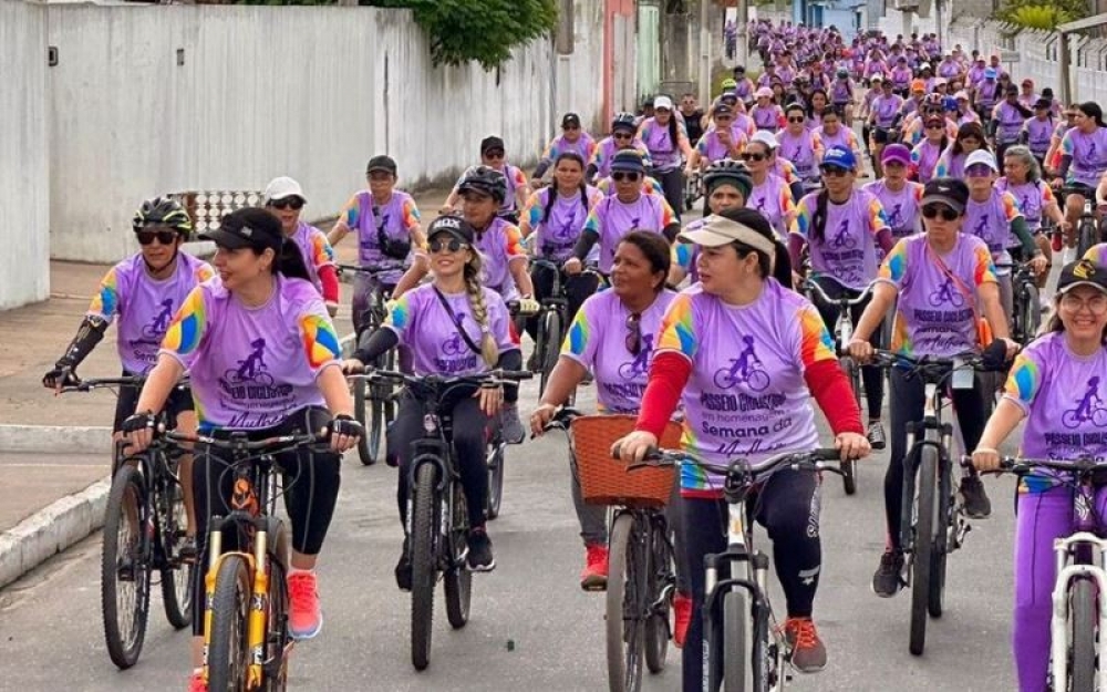 Centenas de mulheres participaram do lindo Passeio Ciclístico em homenagem a Semana da Mulher 