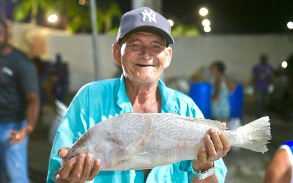 Semana Santa: Prefeito Nicolas Pereira realizou a distribuição de 50 toneladas de peixes para a população mantendo a tra