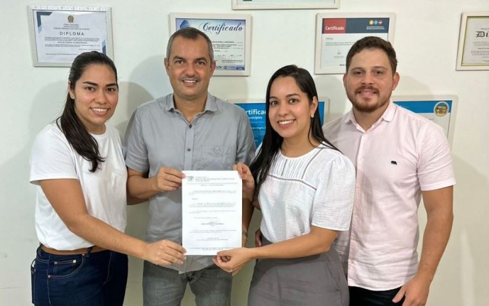 Prefeito Nicolas Pereira empossou Edlla Firmino para o cargo de Secretária Municipal Adjunta de Saúde 