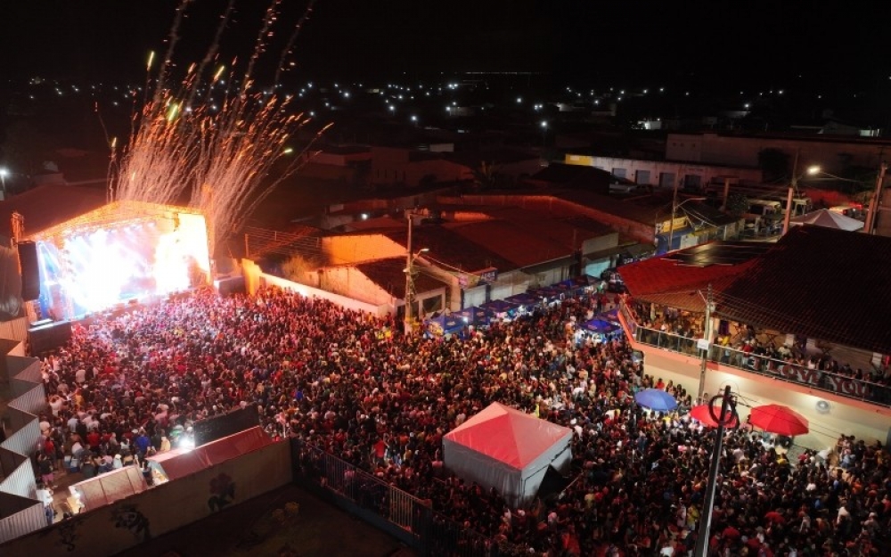 Shows com Heitor Costa, Remy Ruan e Xote Esticado fecham o ciclo de festividades peso 64 anos de Campo Alegre 