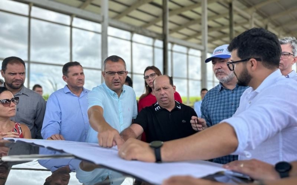 Comitiva da reitoria da UFAL visita local para instalação do Campus da Universidade entre Campo Alegre e Teotônio Vilela