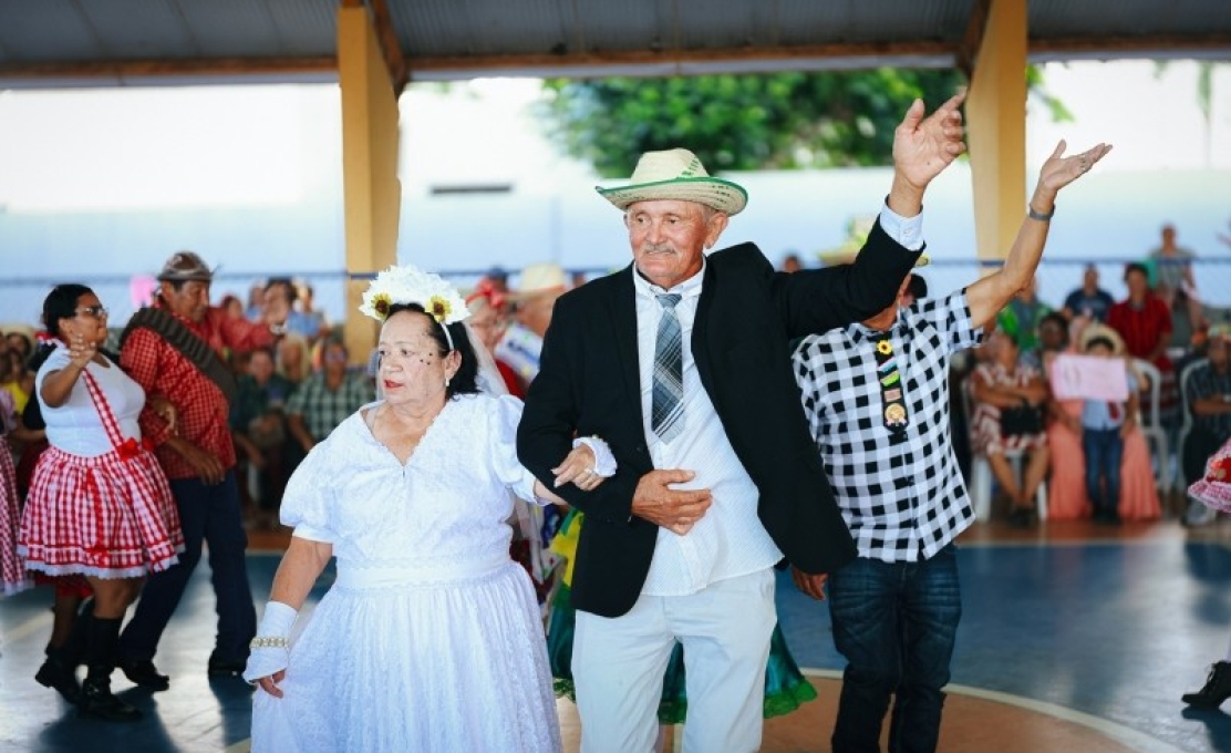 Grupos de Idosos participaram de mais uma edição do Arraiá dos Idosos e da Integração prom...