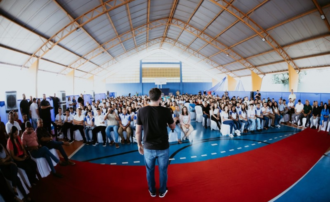 Jovens de Campo Alegre participaram de palestra Momento Jovens de Sucesso 