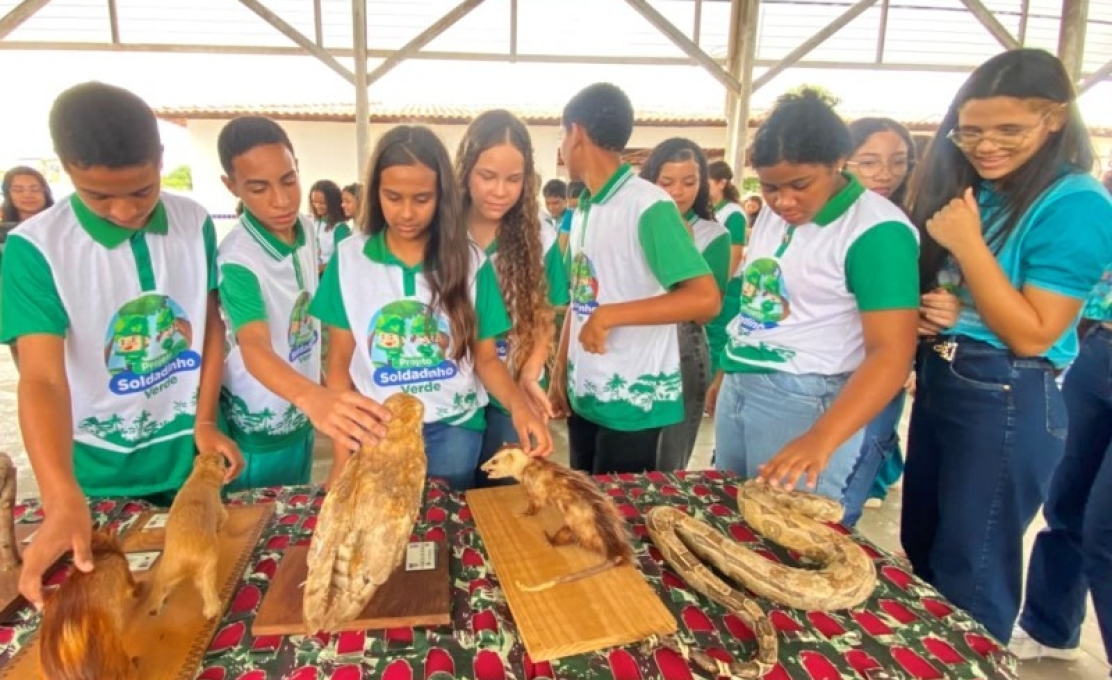 SEMED promove exposição de animais taxidermizados e fortalece a educação ambiental nas esco...