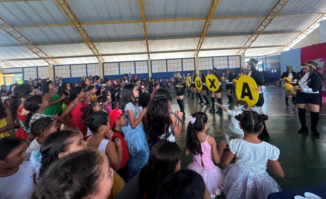 Semana da Criança: Escola Maria Lourinete Porto Guimarães apresentou mais uma edição do Esp...